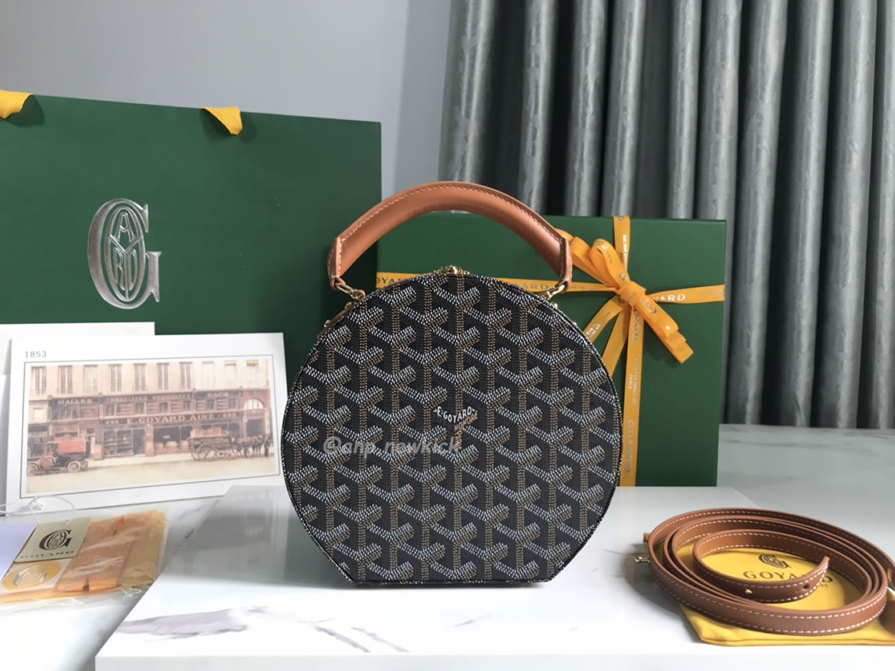 Goyard Alto Hat Box Bag 16.5 Cm X 7 Cm X 18 Cm (7) - newkick.app